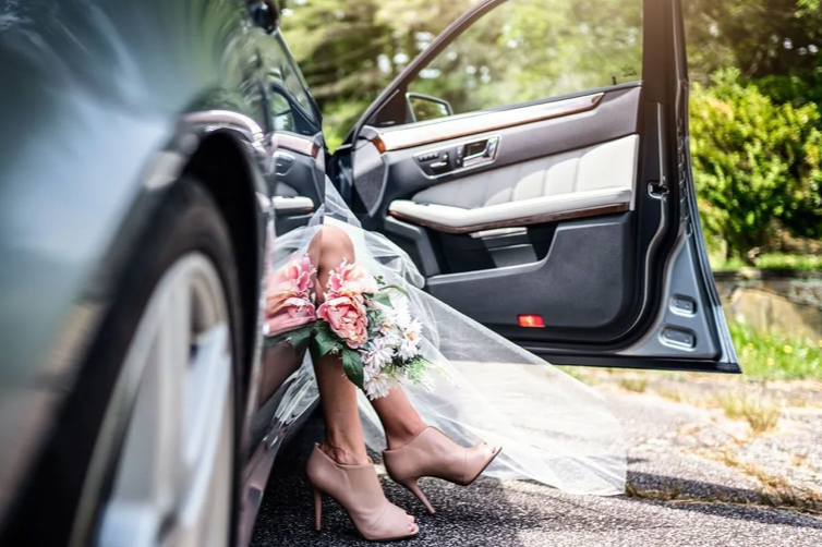 home-weddings
